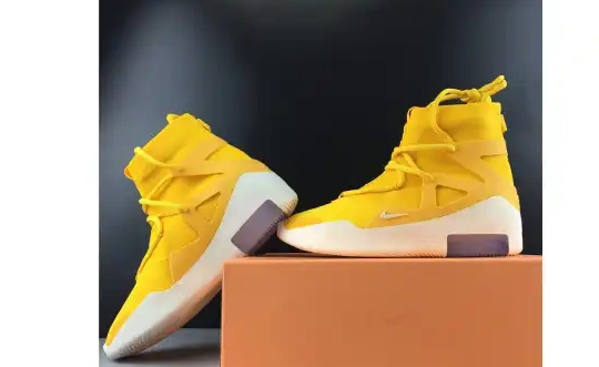 Air 1 Yellow of God AR4237-700  Fear Nike 0630